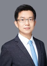 曾亮.jpg