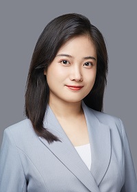 杨雅婷-胸像照.jpg